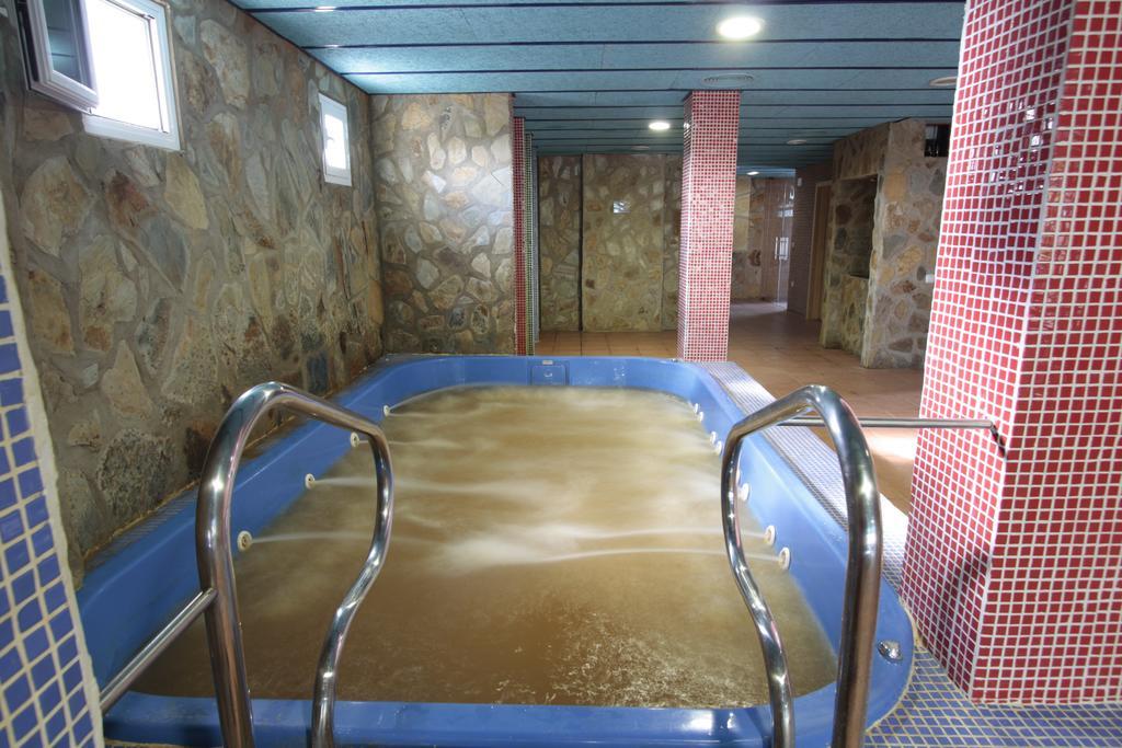 Hotel Balneario Fuentes Del Trampal Carmonita Exterior foto